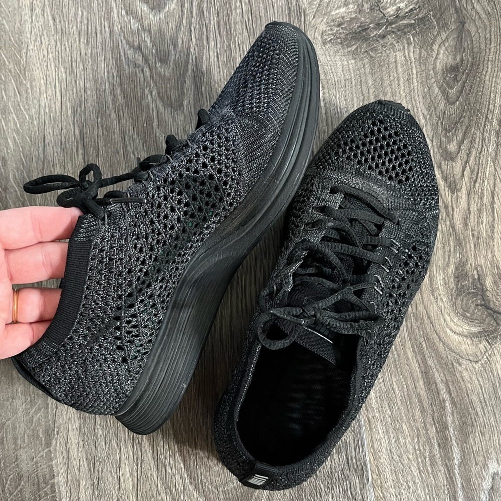 Nike Flyknit Racer Triple Black Men 4.5 Women 6